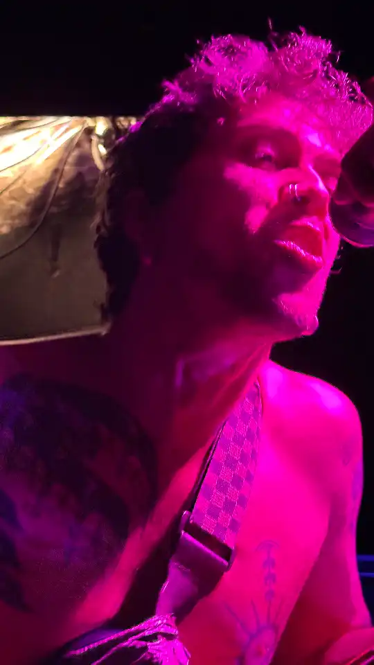 Dom giving it some!